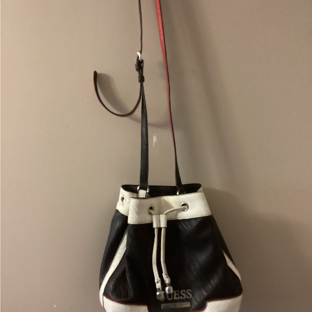 Guess Hobo PU Leather Red,White,Blue Crossbody Bag Used in Good Condition